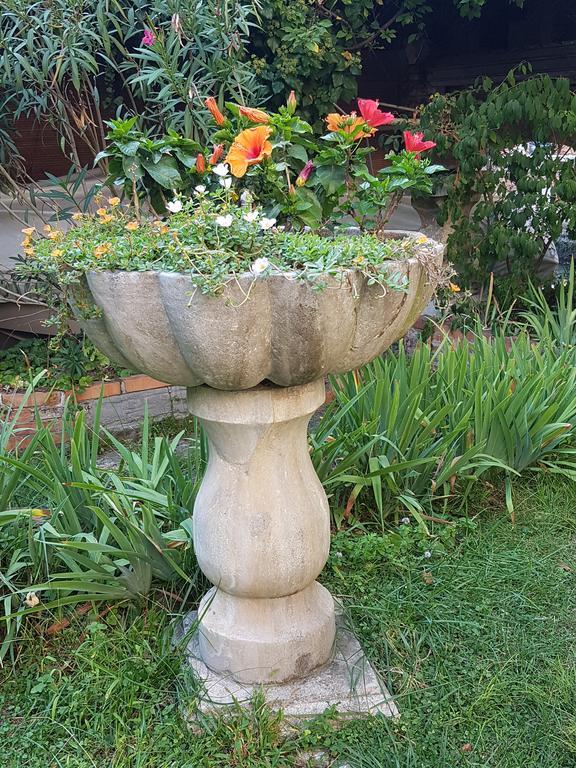 Appartamento Garden Ca' Rezzonico البندقية المظهر الخارجي الصورة