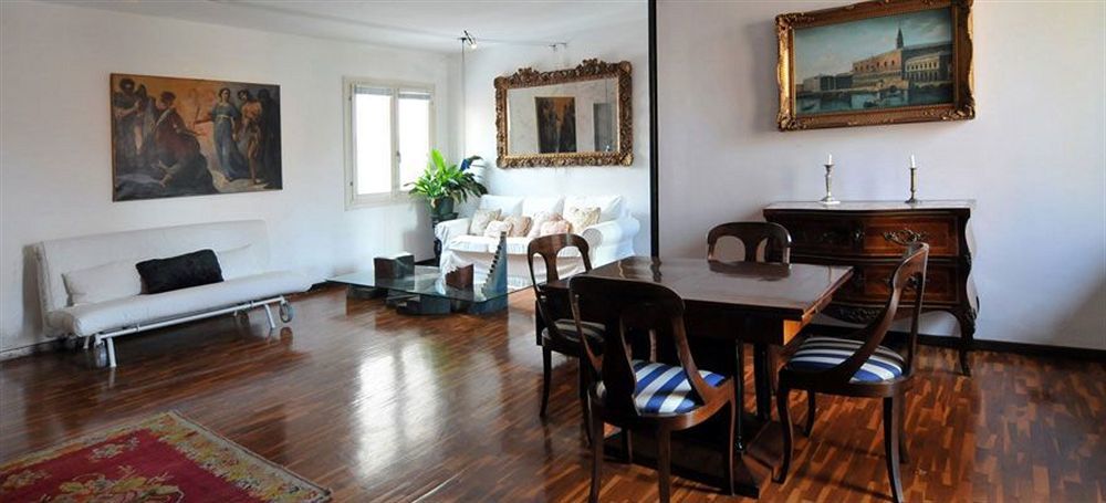 Appartamento Garden Ca' Rezzonico البندقية المظهر الخارجي الصورة